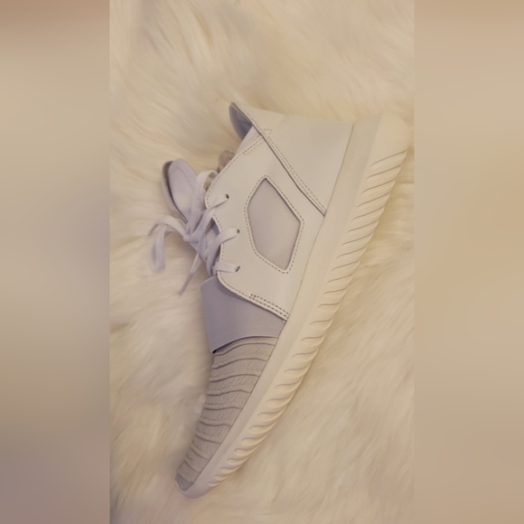 adidas Shoes - Adidas Tubular Defiant Shoes